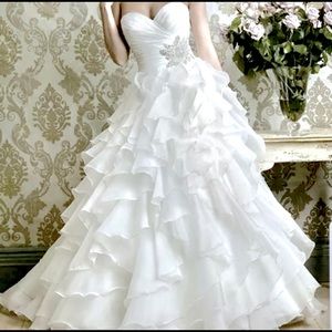 Allure Bridals Wedding Dress #8862 NWT sz 22